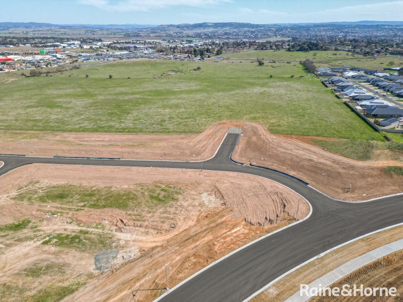 PICTURESQUE PARCEL IN PRETTY HEIGHTS ESTATE63438523250947111