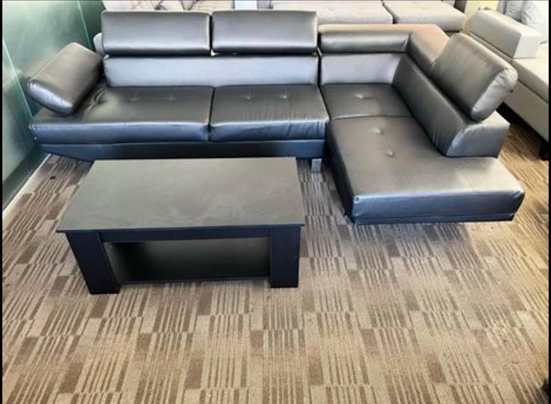BRAND NEW MAIMI SOFA CAN DELIVER628633827029781121