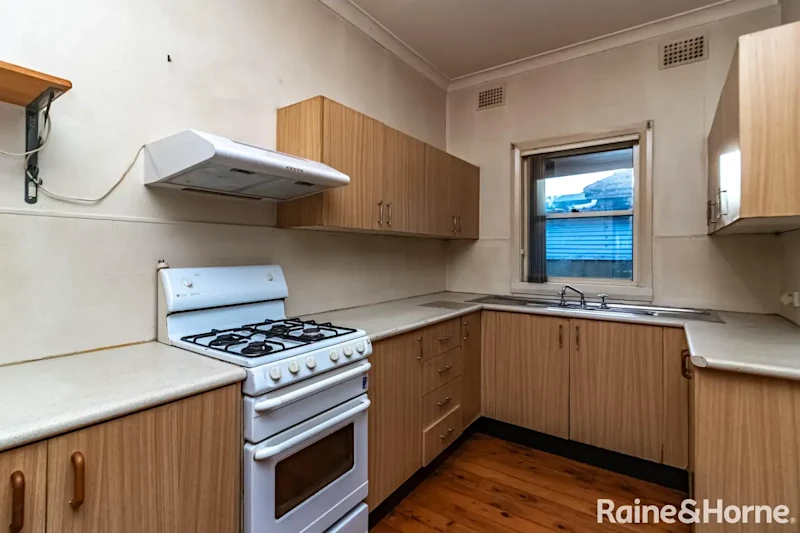 Charming Family Home in Prime Location with Modern Comforts63007596244353112