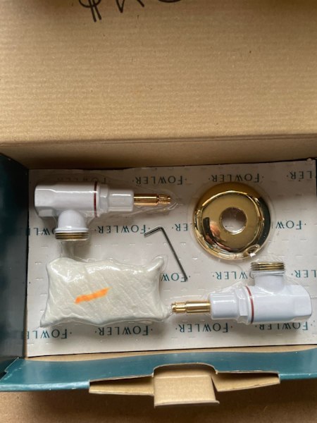 BRAND NEW BATHROOM TAP-WARE - $275 63011990939395114