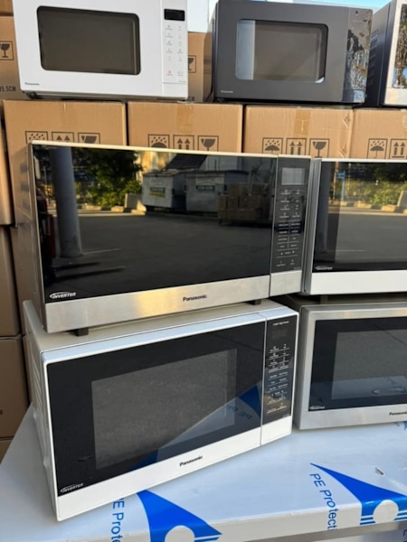 PANASONIC MICROWAVES STAINLESS STEEL CERAMIC INVERTER 1100W CLEARANCE63021732180482114