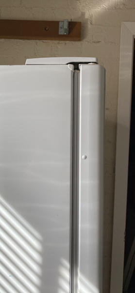 Fisher and Paykel upright freezer 389Litre63014706507778111