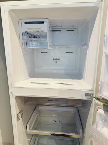 Samsung Top Mount Fridge 341L in good condition63470145456130114