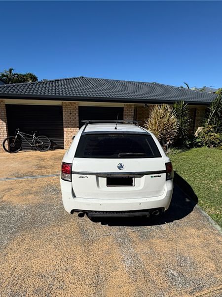 2011 Holden Commodore Wagon62882773660033112