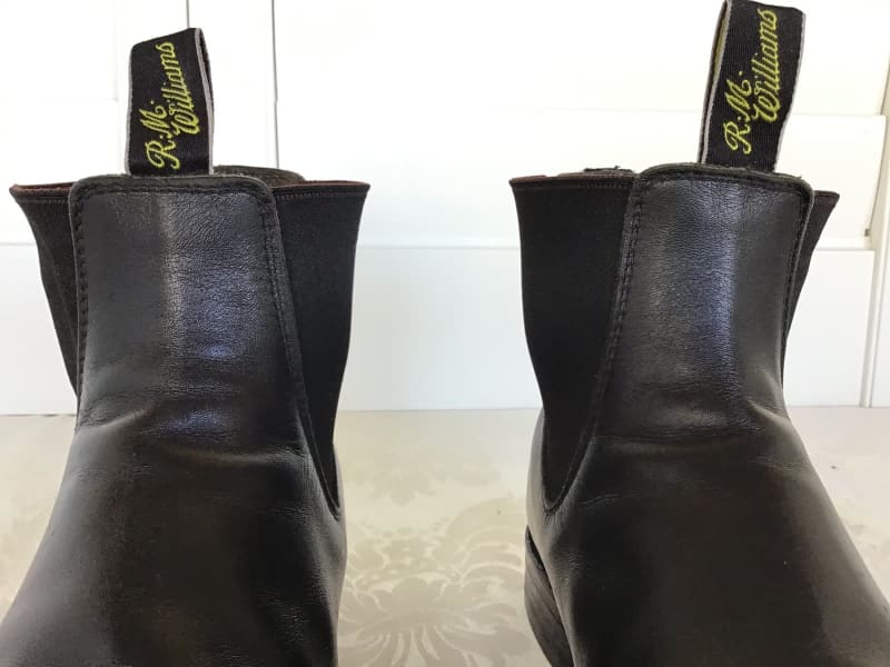 RM Williams Chinchilla boots - Bordeaux Size 8, Men's Shoes, Gumtree  Australia Queanbeyan Area - Queanbeyan