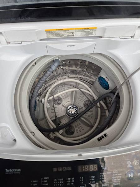 LG 6.5KG WASHING MACHINE IN GREAT CONDITION63023535589378112
