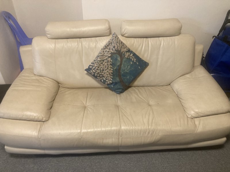 Leather lounges 1/2 seater and 1/3  white leather lounges 62863409323650113