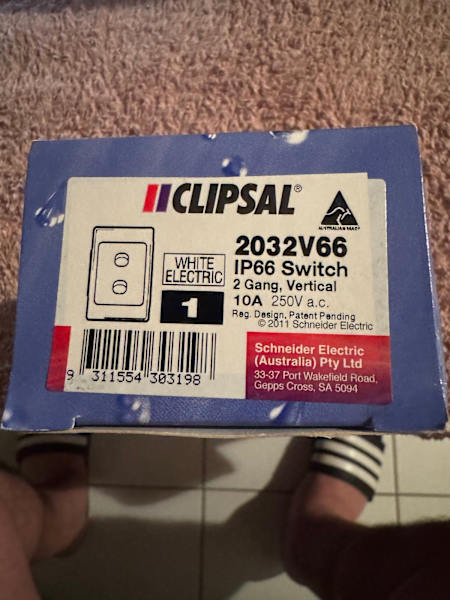 CLIPSAL 2000 Series w/proof63011175343234114