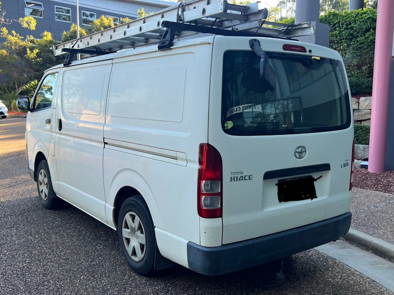 2009 Toyota Hiace LWB 5 SP MANUAL 4D VAN62936663163905111