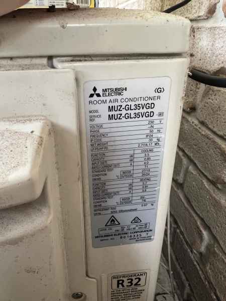Split system ac unit 3.5kw 250$63012444610051114