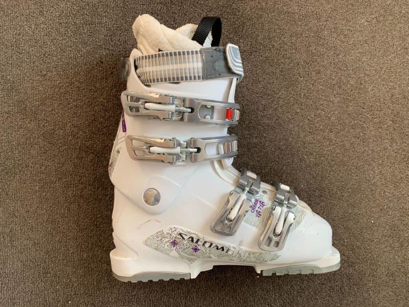 salomon charm ski boots