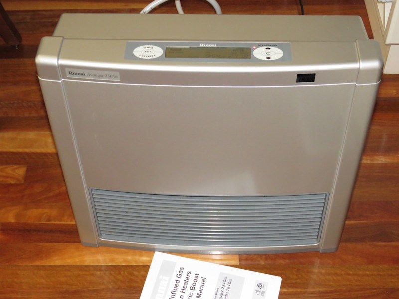 Rinnai Avenger 25 PLUS Natural Gas Heater Serviced Warranty Delivery63470144536834110