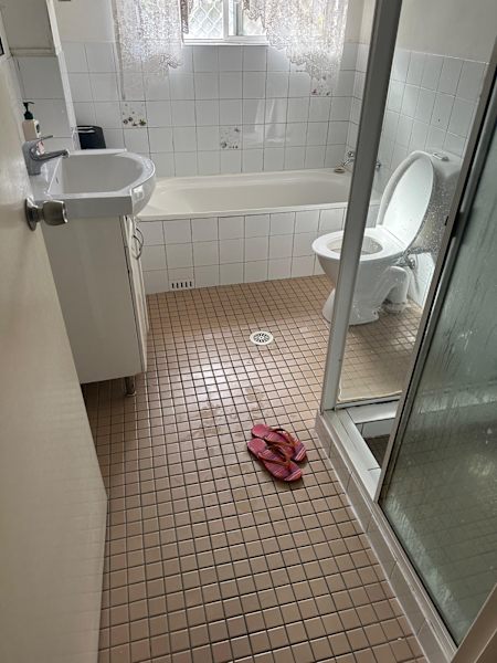 Flat for share62918283630339112