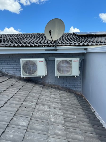 Airconditioning services 62863391624961114