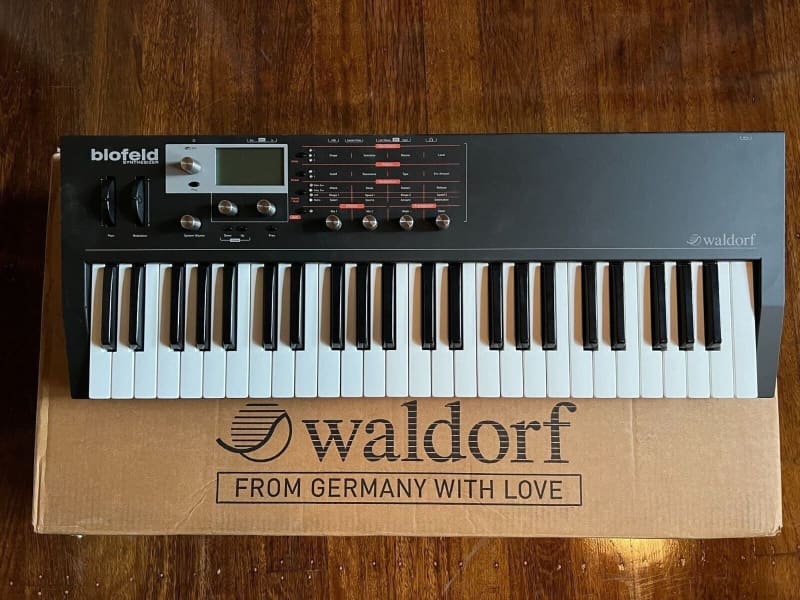 NEW Waldorf Blofeld Synthesizer (Black, Keyboard) | Keyboards