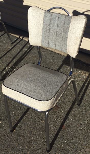 Retro 1960s laminate table and chairs62929669373059112