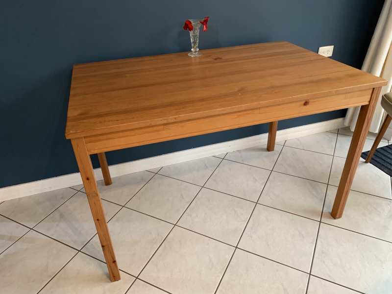 wooden table gumtree