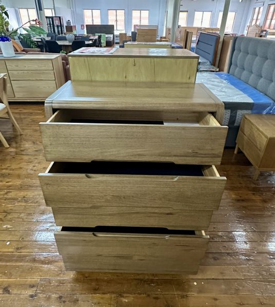 Fern Tallboy62863376897922112