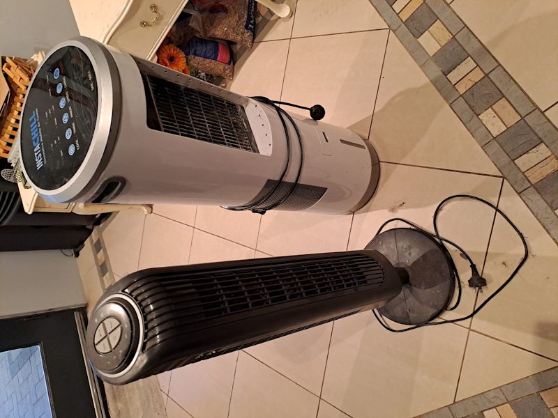 2 evaporated  air coolers 630142381850901118