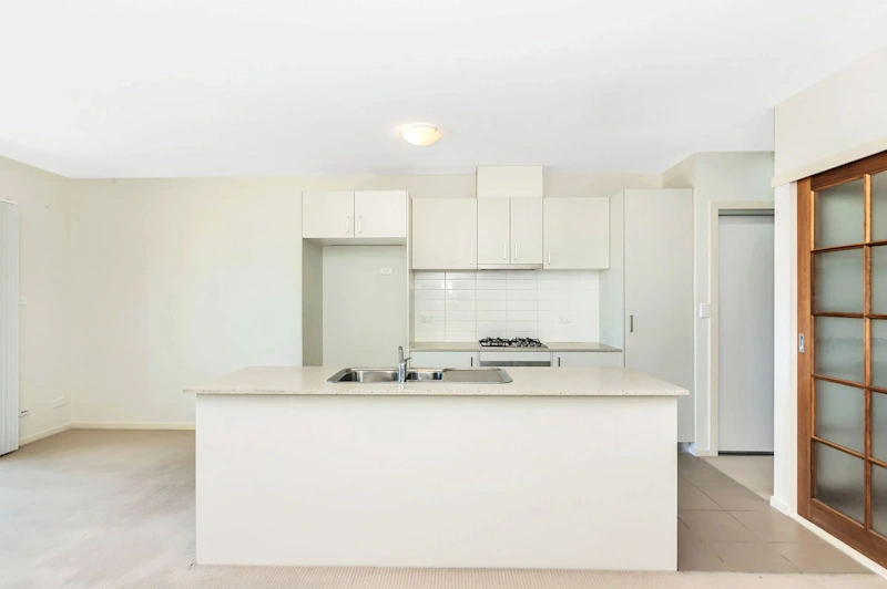 Investment: Large North Facing One Beddie63437626311683112