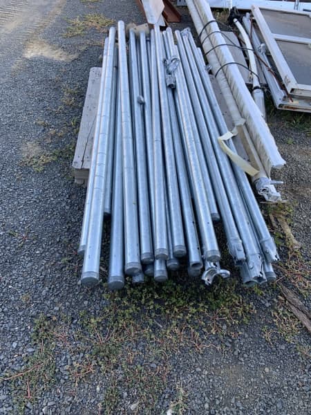 GAL 40mm FENCE POSTS AS NEW63014240954243116