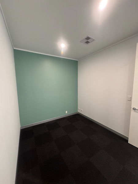Consulting room for rent in prime Bedford location629306837404171121