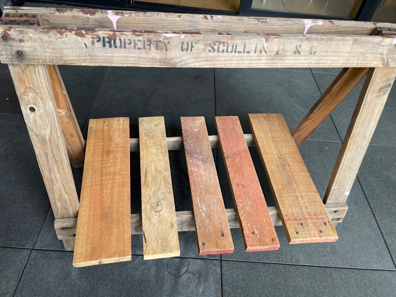Unique storage/ stand $3062863368925315113