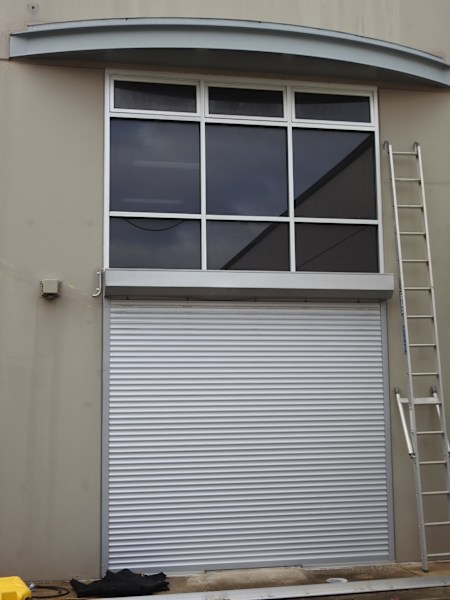 Warehouse/storage space62995718285697112