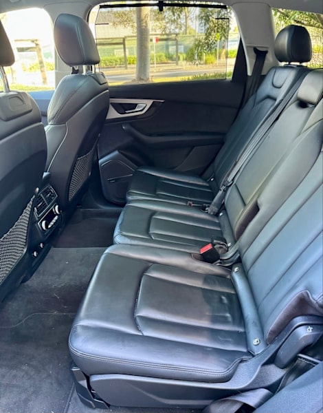 Audi Q7 year 2018 black 62933709754755113