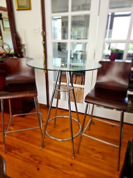 Round table and chairs set (3 items) made in France from 70s - 80s628634062003211118