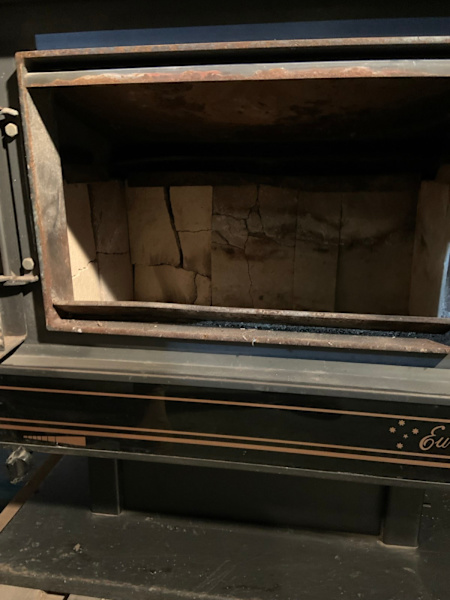 LARGE WOOD HEATER EURIKA FREESTANDING WITH FAN63022634012930114