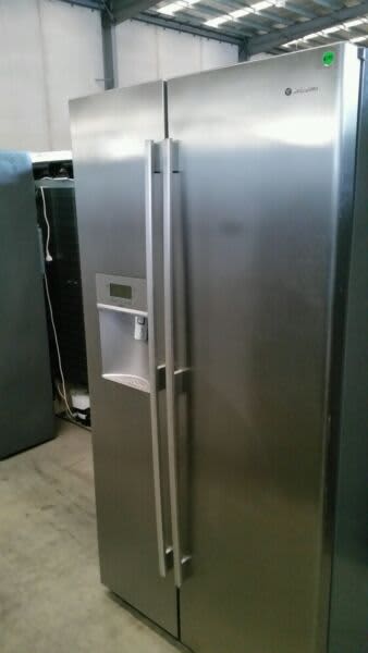 westinghouse 646l side by side fridge silver wse6630sa