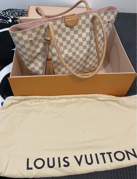 Lv trio messenger bag. 100% authentic with receipts - Depop