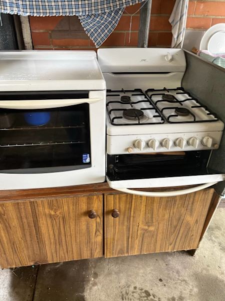 Chef Select 4 burner natural gas stove, oven and grill63442328000641110