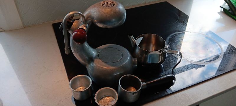 Atomic coffee maker - retro63612125896833112