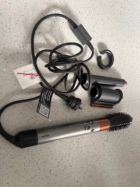 Gold Dyson air wrap 63022180069250111