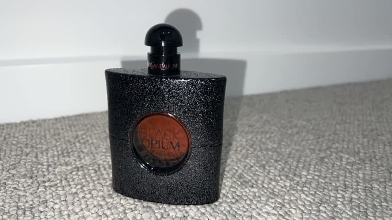 Fake vs Real Yves Saint Laurent Black Opium Perfume EDP 90 ml 