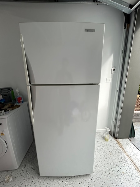 Westinghouse fridge freezer63020447597697115