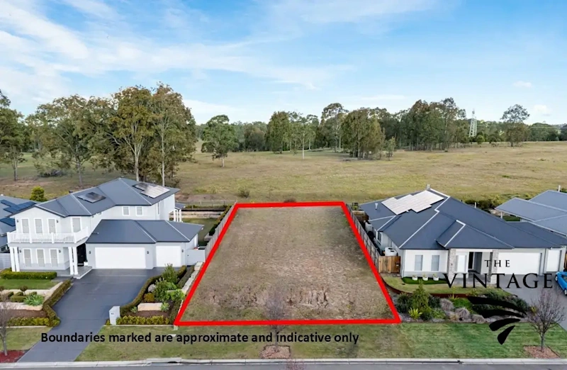 Elevated position on the high side of the street....62885360638209111