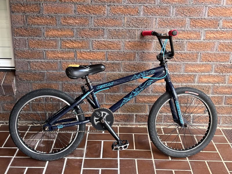 redline rival 20 youth freestyle bmx