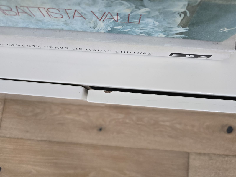 Entertainment unit- White Gloss 62863383693186112