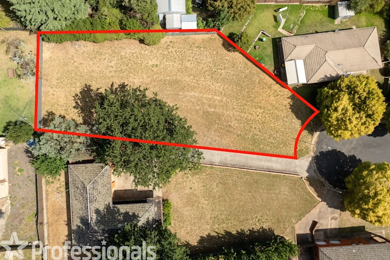 Prime Vacant Block with Stunning Views63438523491073111