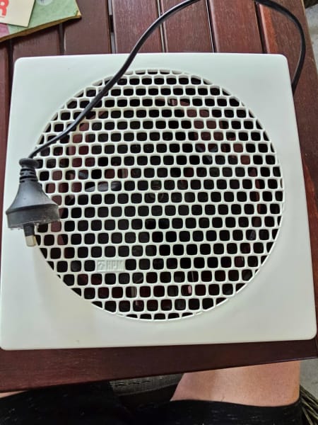 Exhaust Fan 200mm White Square, round hole - tested, works great63017318033665111
