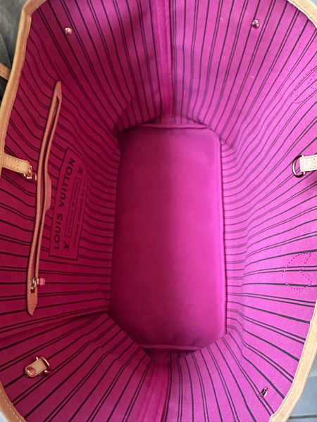 Louis Vuitton Neverfull Pochette Fuschia Lining, Bags, Gumtree Australia  Brisbane South East - Carindale