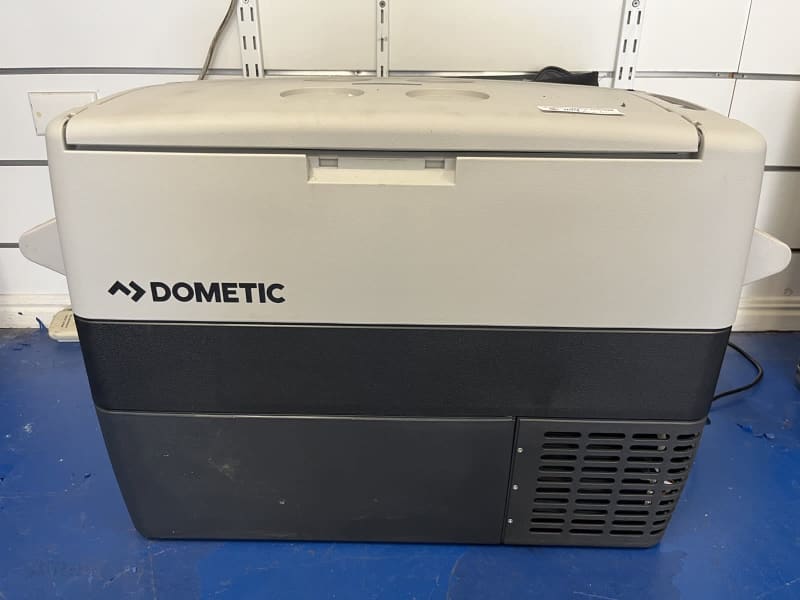 dometic cf50d fridge