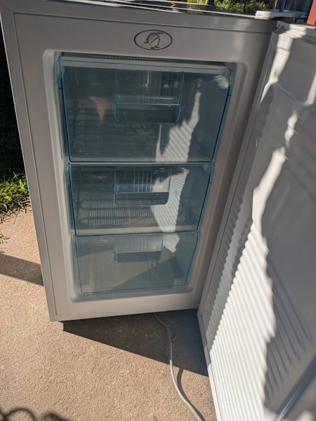 Avita 82L Freezer - Works great63019077076482111