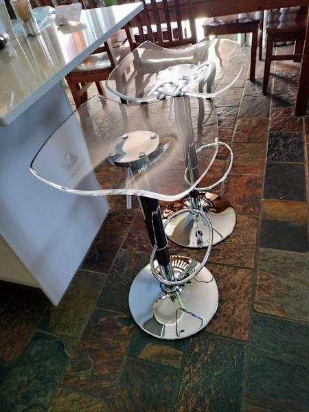 2 Bar stool together for $80 / used / like new / no offers62863412758019113