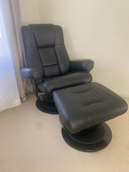 Armchair black leather near NEW62863837744771113