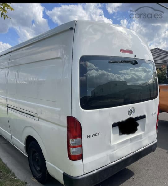 Vans For Rent 62936655568641111