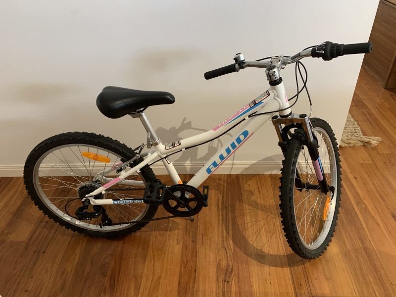 fluid rapid 24 inch mountain bike